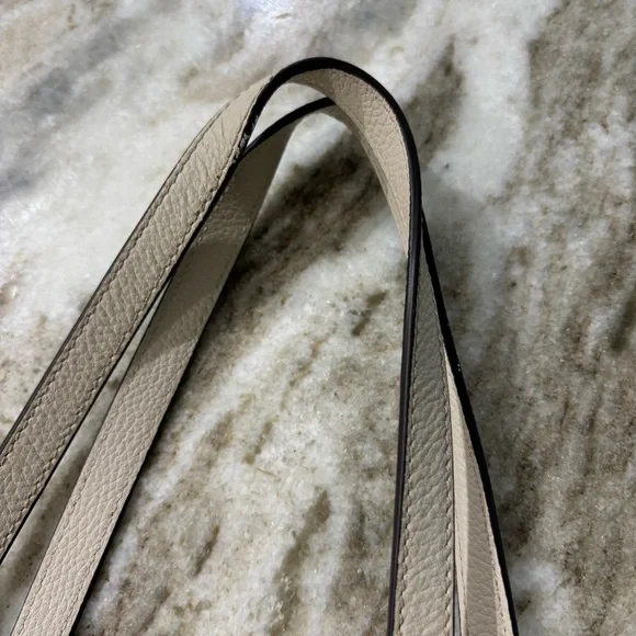 HENRI BENDEL Influencer Pebbled Leather Tote Feather Gray - Picture 7 of 13